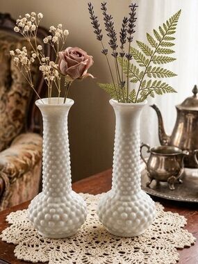 Vintage Set of 2 Elegant White Milk Glass Hobnail Vases 7.5" tall E.O. Brody USA